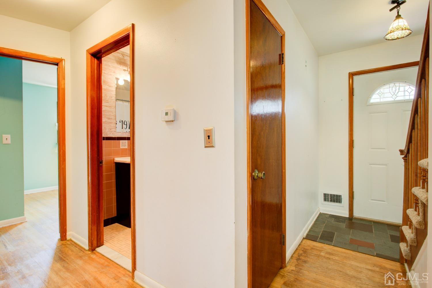 63 Hamilton Road Hillsborough, NJ 08844 - Photo 5 of 43 Gallery Image 5