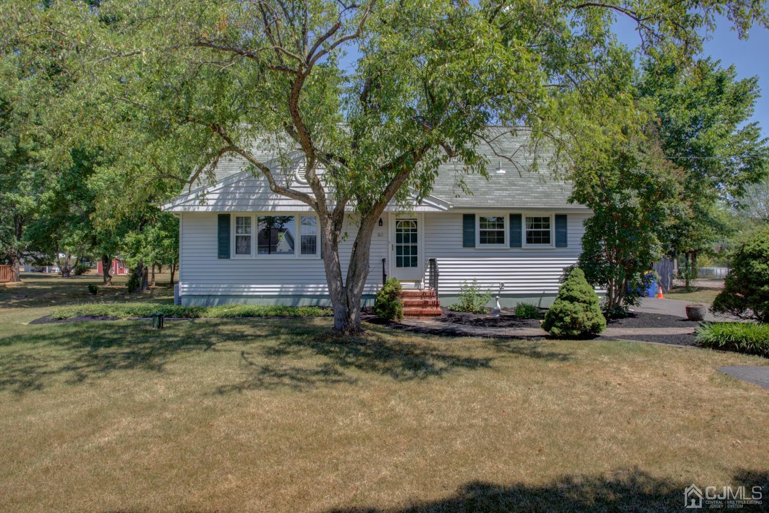 63 Hamilton Road Hillsborough, NJ 08844 - Photo 9 of 43 Gallery Image 9