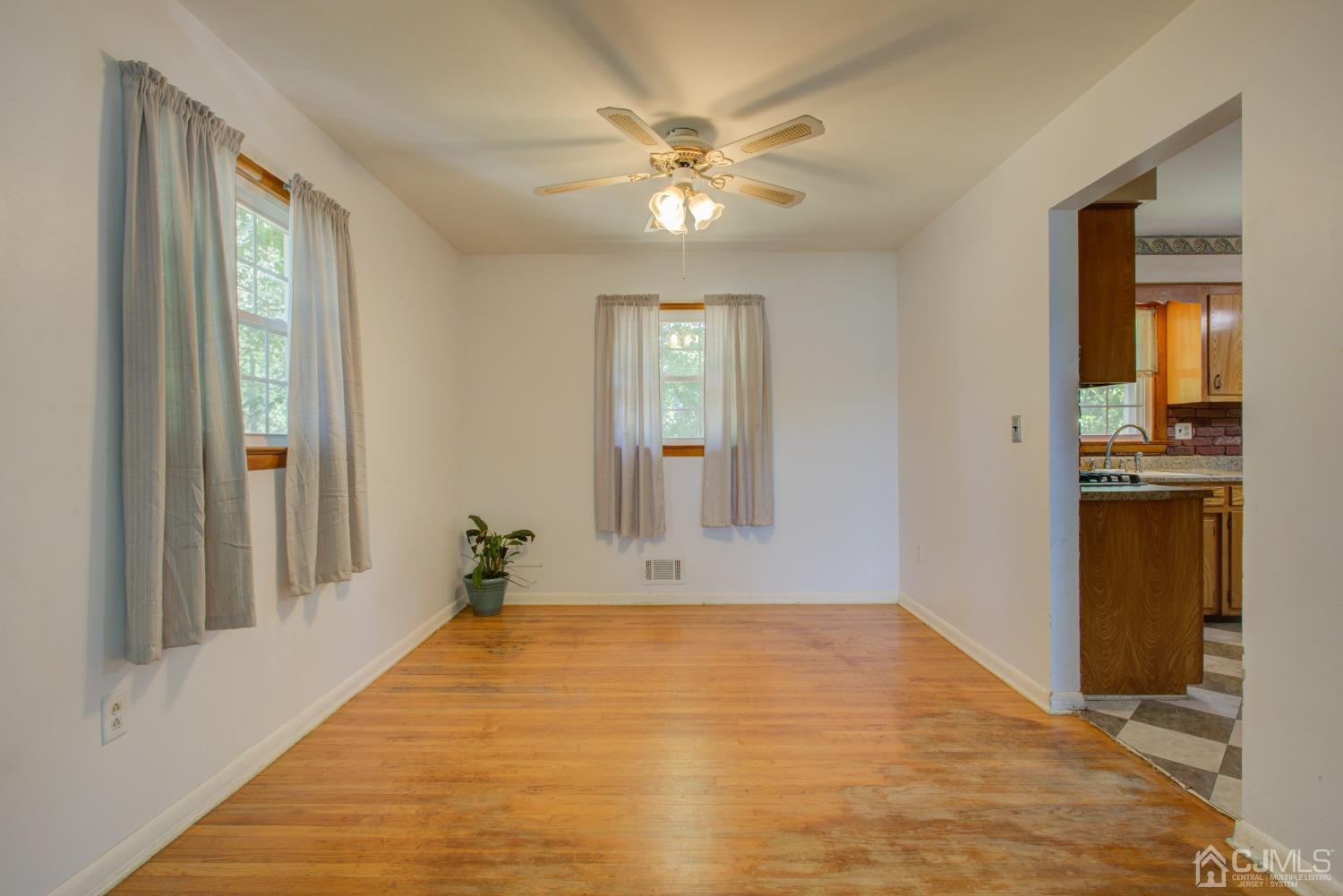 63 Hamilton Road Hillsborough, NJ 08844 - Photo 10 of 43 Gallery Image 10
