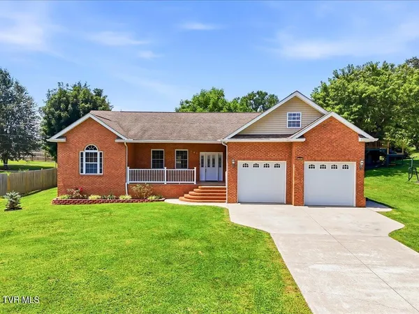 $425,000 | 985 Claudette Drive, Talbott, TN 37877