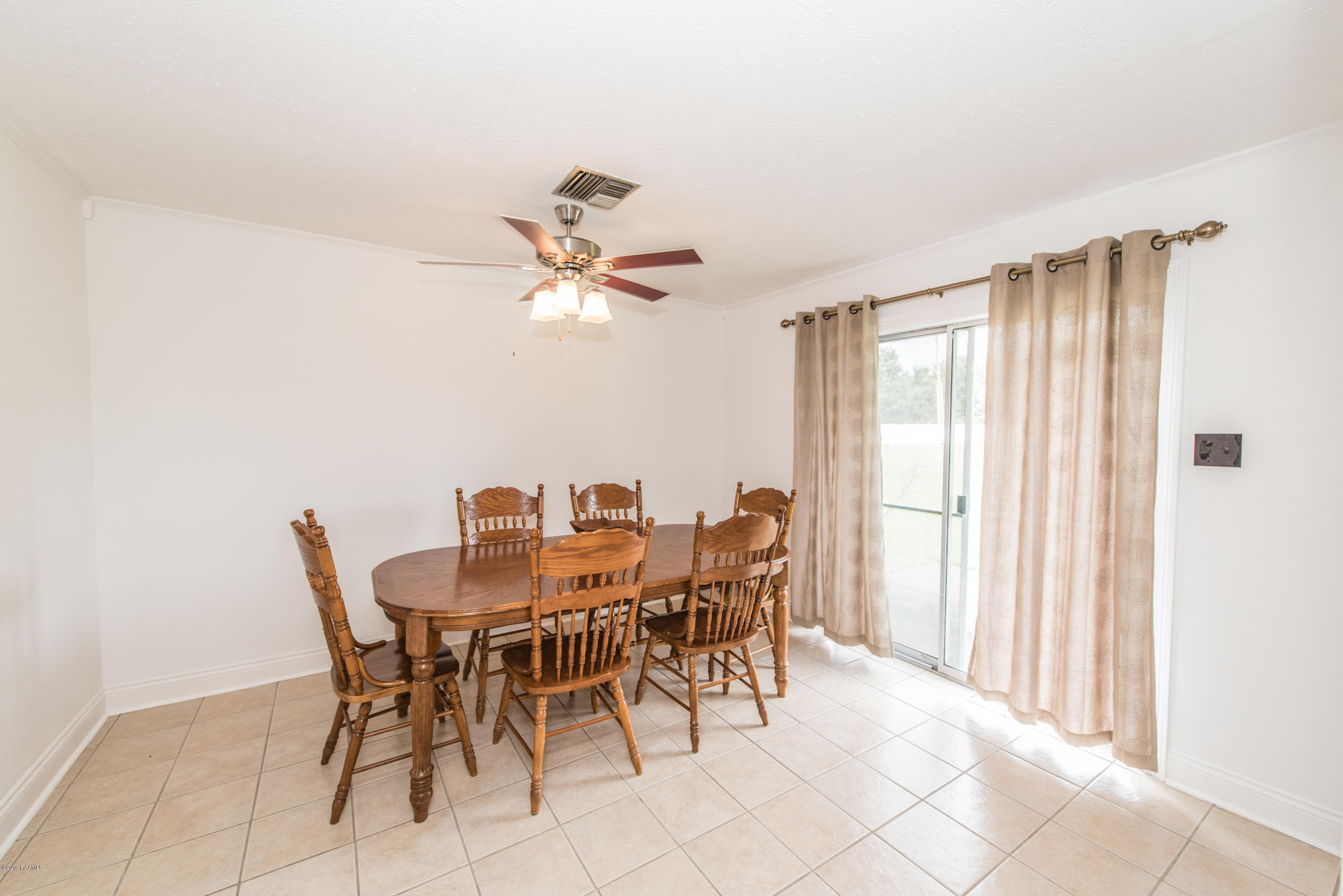 2415 East Broussard Road Lafayette, LA 70508 - Photo 18 of 28 Gallery Image 18