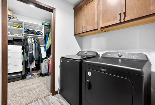 $405,000 | 537 Golf Side Court, Hortonville, WI 54944