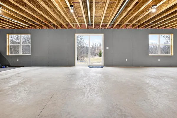 $405,000 | 537 Golf Side Court, Hortonville, WI 54944