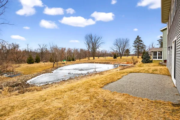 $405,000 | 537 Golf Side Court, Hortonville, WI 54944