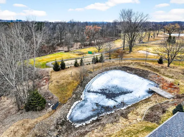 $405,000 | 537 Golf Side Court, Hortonville, WI 54944