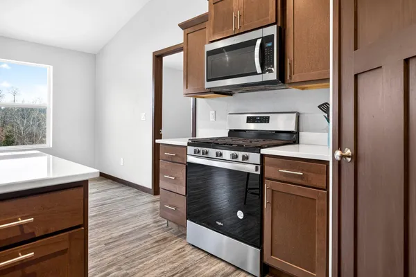 $405,000 | 537 Golf Side Court, Hortonville, WI 54944