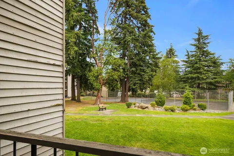 $315,000 | 14605 Northeast 34th Street, Unit H12, Bellevue, WA 98007