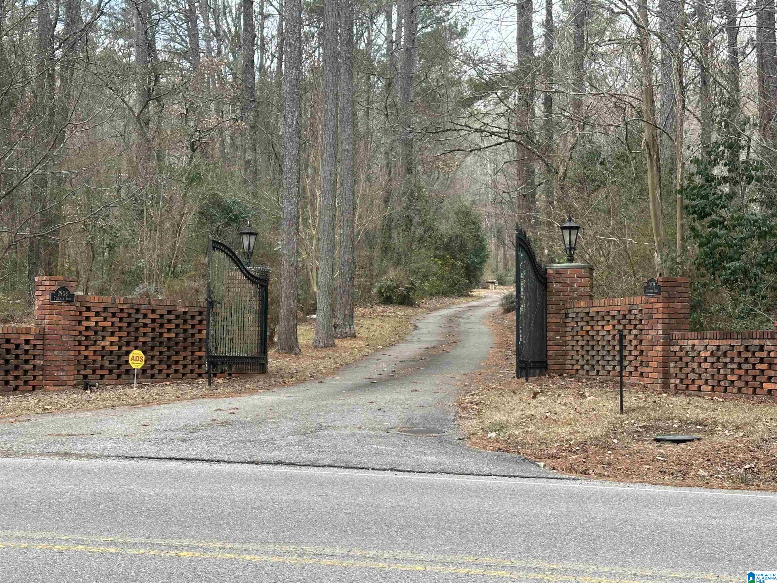 2908 Coleman Road Anniston, AL 36207 - Photo 2 of 45