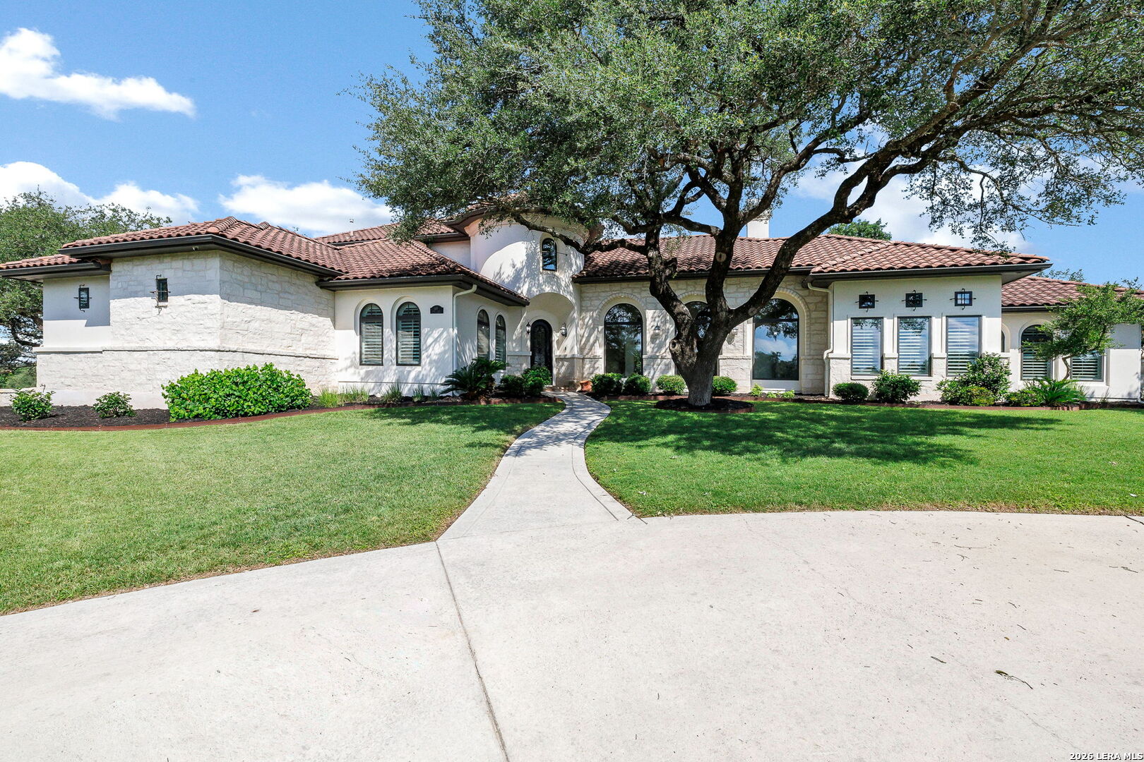 619 Legacy Ridge San Antonio, TX 78260 - Photo 4 of 98