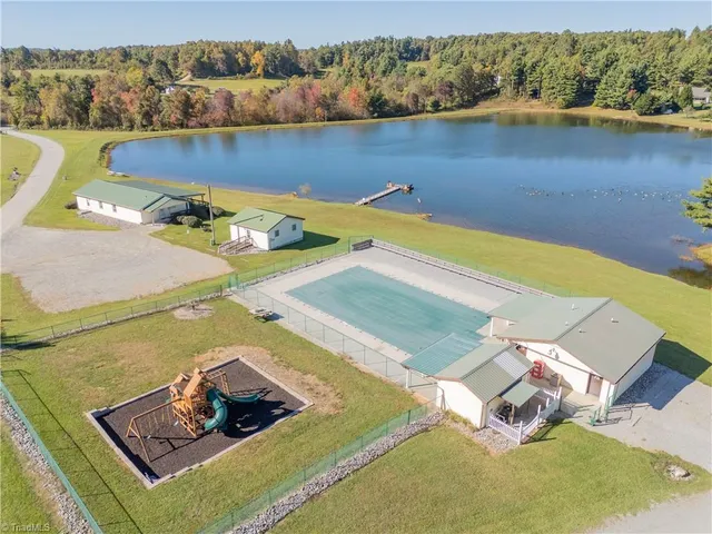 $315,000 | 222 Greenwood Lane Southeast, Copper Hill, VA 24079