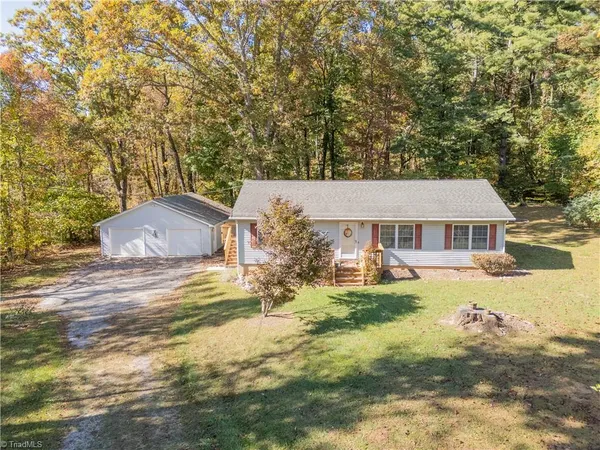 $315,000 | 222 Greenwood Lane Southeast, Copper Hill, VA 24079