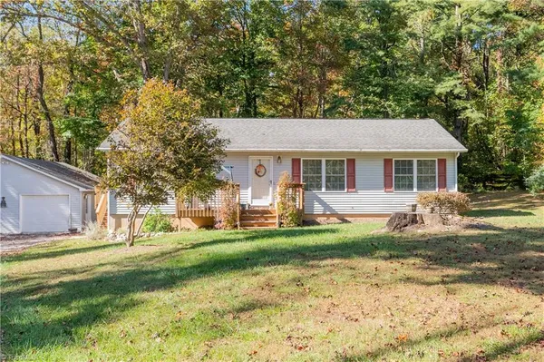 $315,000 | 222 Greenwood Lane Southeast, Copper Hill, VA 24079