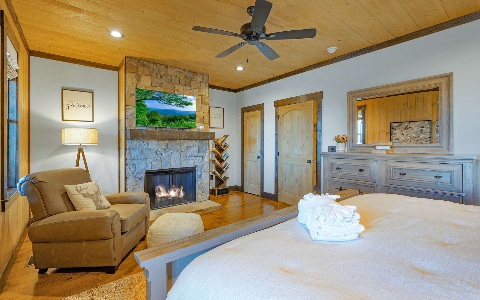 810 Overlook Drive Blue Ridge, GA 30513 - Photo 27 of 56 a living room with furniture and a fireplace