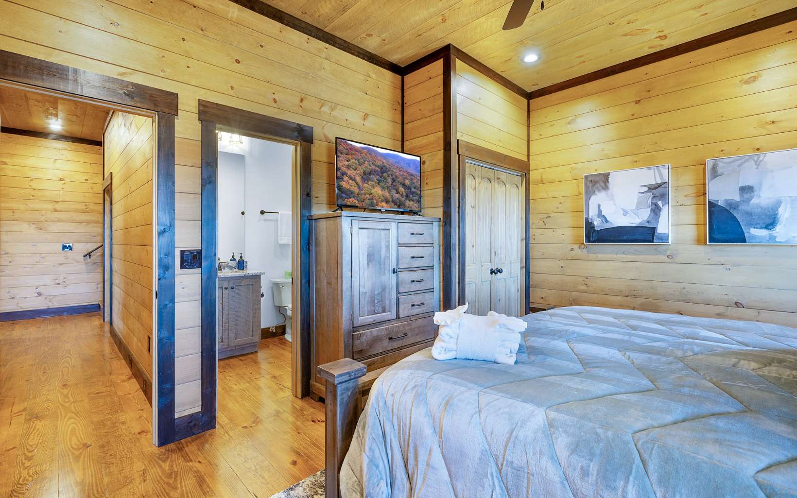 810 Overlook Drive Blue Ridge, GA 30513 - Photo 39 of 56 a bedroom with a bed and a view of bathroom