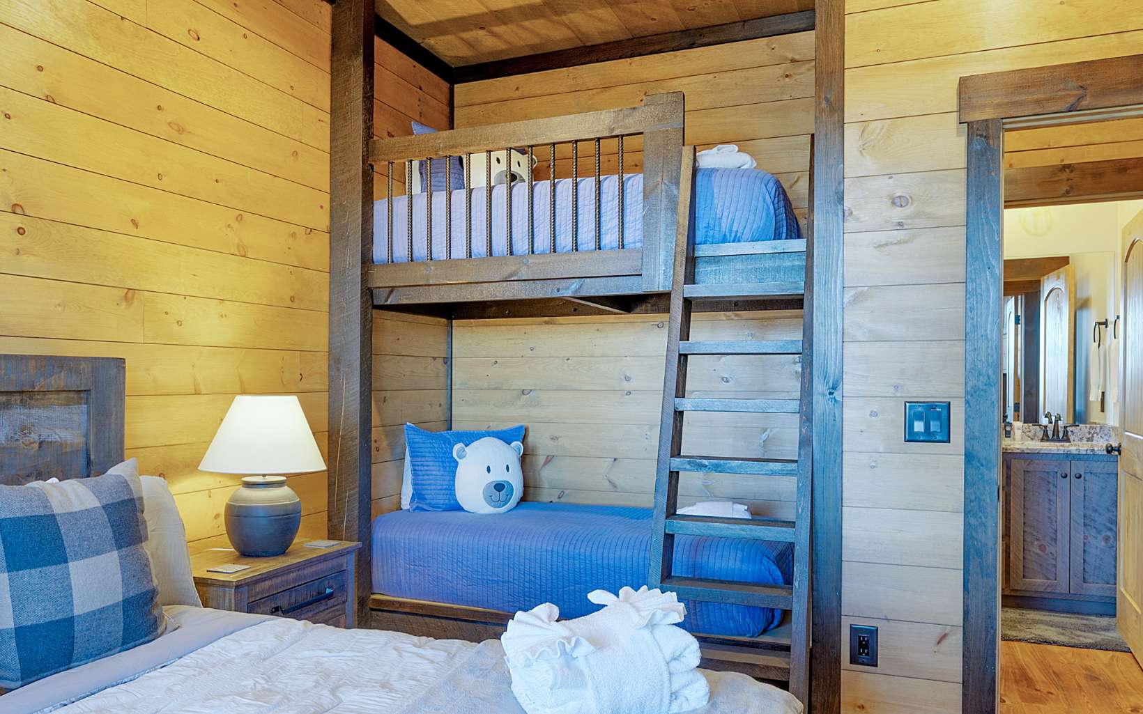 810 Overlook Drive Blue Ridge, GA 30513 - Photo 44 of 56 a view of entryway with wooden floor