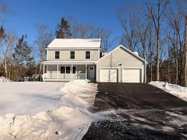 $804,900 | 1 Blaisdell Court, Raymond, NH 03077