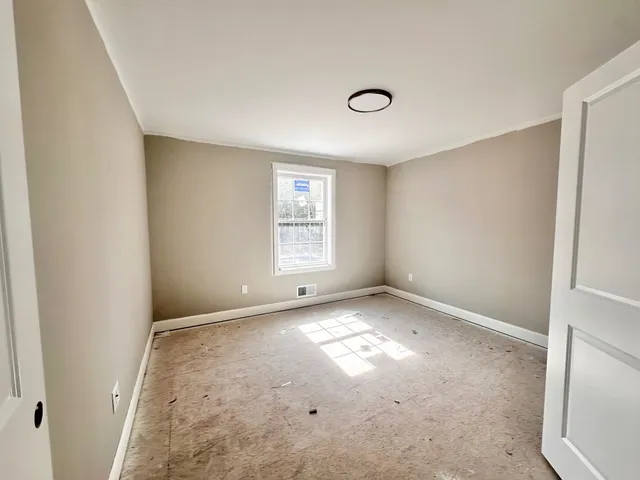 $804,900 | 1 Blaisdell Court, Raymond, NH 03077