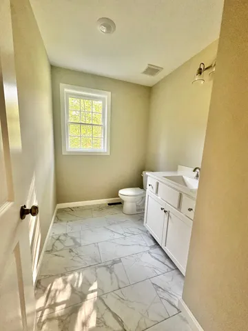 $804,900 | 1 Blaisdell Court, Raymond, NH 03077