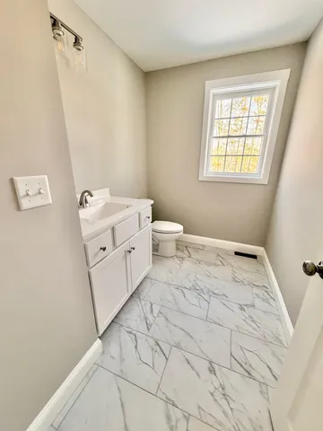 $804,900 | 1 Blaisdell Court, Raymond, NH 03077