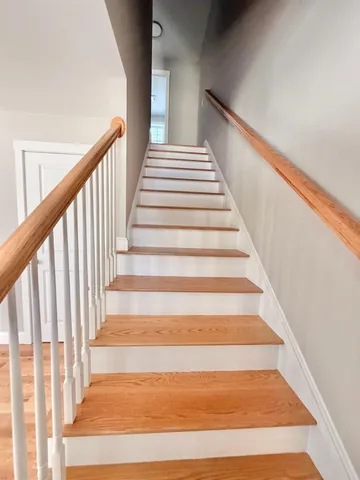 $804,900 | 1 Blaisdell Court, Raymond, NH 03077