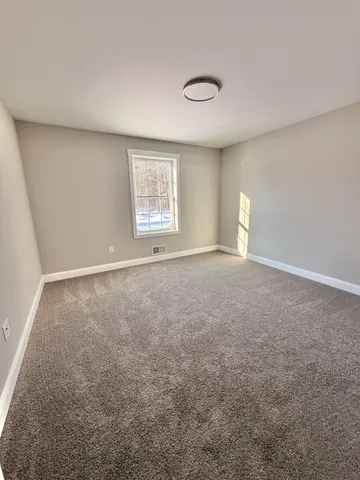 $804,900 | 1 Blaisdell Court, Raymond, NH 03077