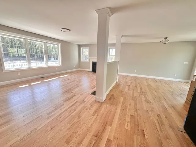 $804,900 | 1 Blaisdell Court, Raymond, NH 03077