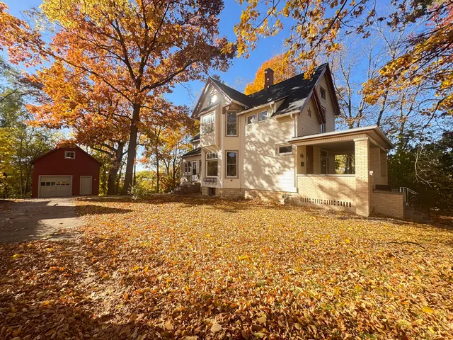 $239,000 | 105 South Dement Avenue, Dixon, IL 61021