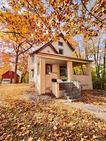 $239,000 | 105 South Dement Avenue, Dixon, IL 61021