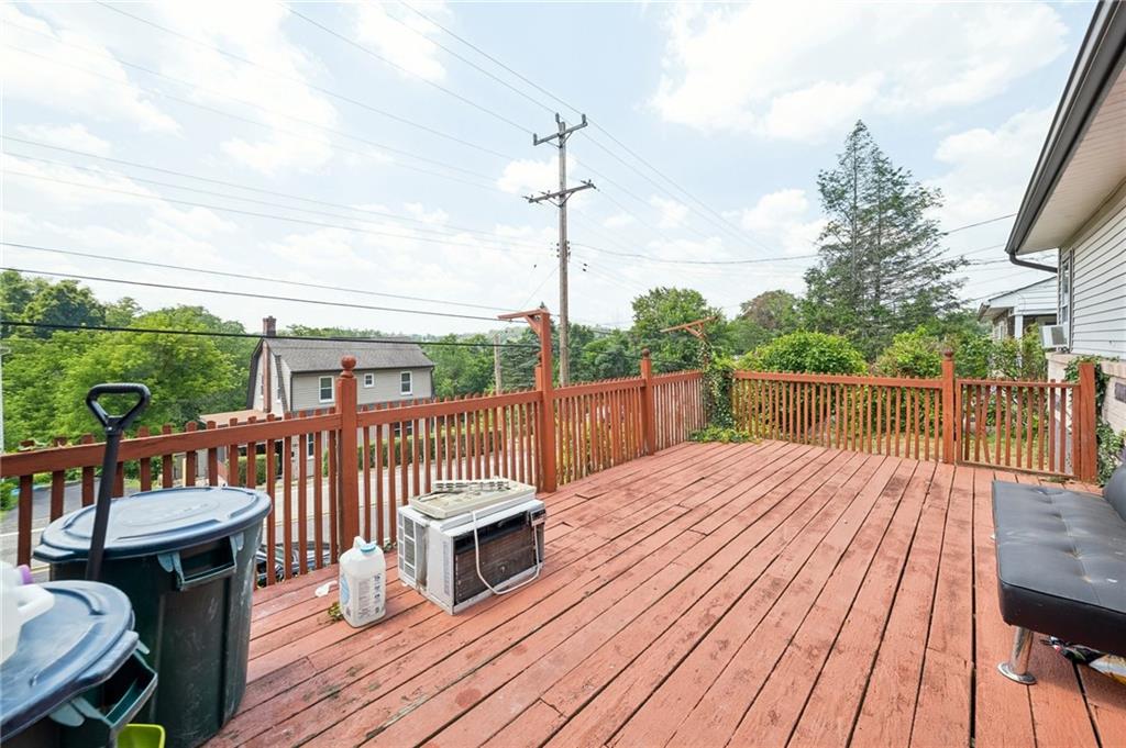 339 Foster Road North Versailles, PA 15137 - Photo 4 of 26 Gallery Image 4