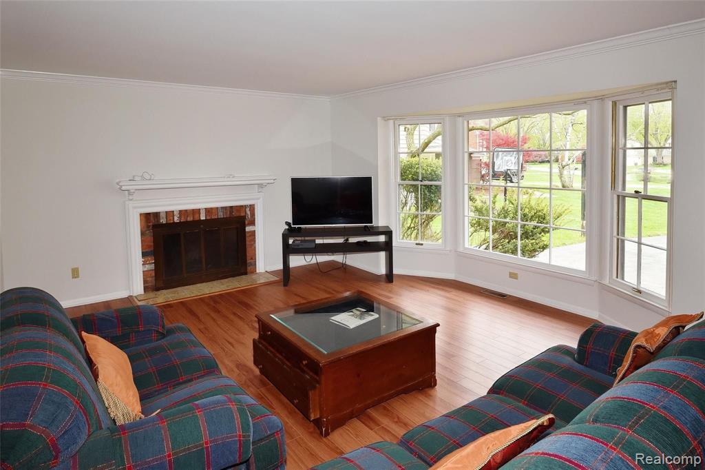 19501 Waltham Road Beverly Hills, MI 48025 - Photo 6 of 30