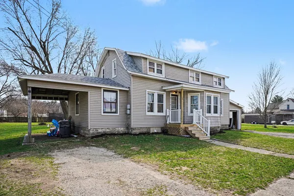 $215,000 | 229 Union Street, Lawton, MI 49065