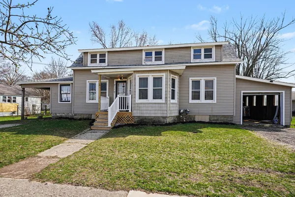 $215,000 | 229 Union Street, Lawton, MI 49065