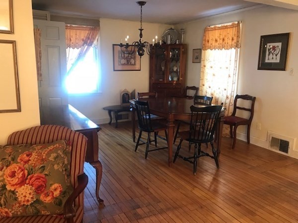 80 Bennington Street Springfield, MA 01108 - Photo 8 of 27