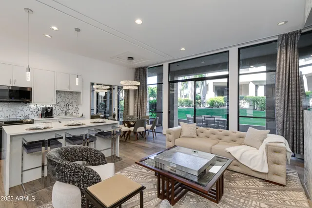 $20,000 | 2802 East Camino Acequia Drive, Unit 7, Phoenix, AZ 85016