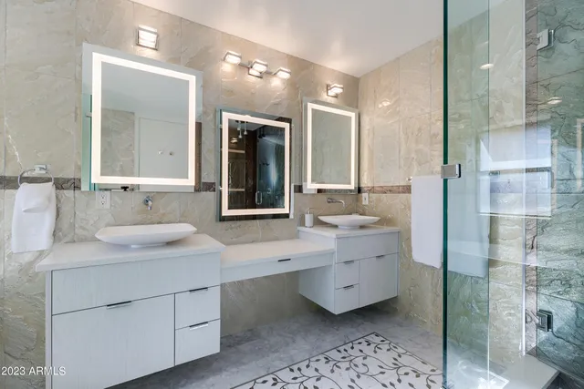 $20,000 | 2802 East Camino Acequia Drive, Unit 7, Phoenix, AZ 85016