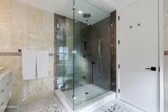 $20,000 | 2802 East Camino Acequia Drive, Unit 7, Phoenix, AZ 85016