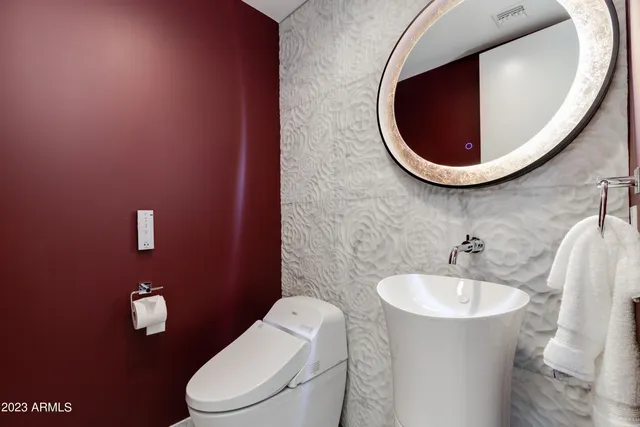 $20,000 | 2802 East Camino Acequia Drive, Unit 7, Phoenix, AZ 85016