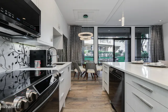 $20,000 | 2802 East Camino Acequia Drive, Unit 7, Phoenix, AZ 85016