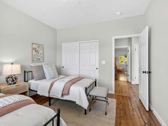 $1,375,000 | 143 Village Oaks Court, Healdsburg, CA 95448