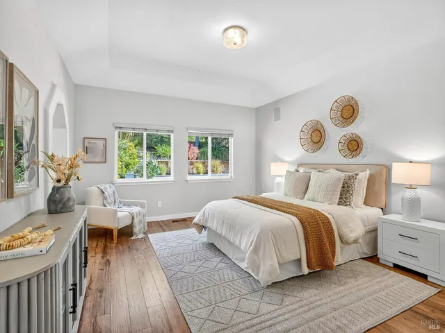 $1,375,000 | 143 Village Oaks Court, Healdsburg, CA 95448