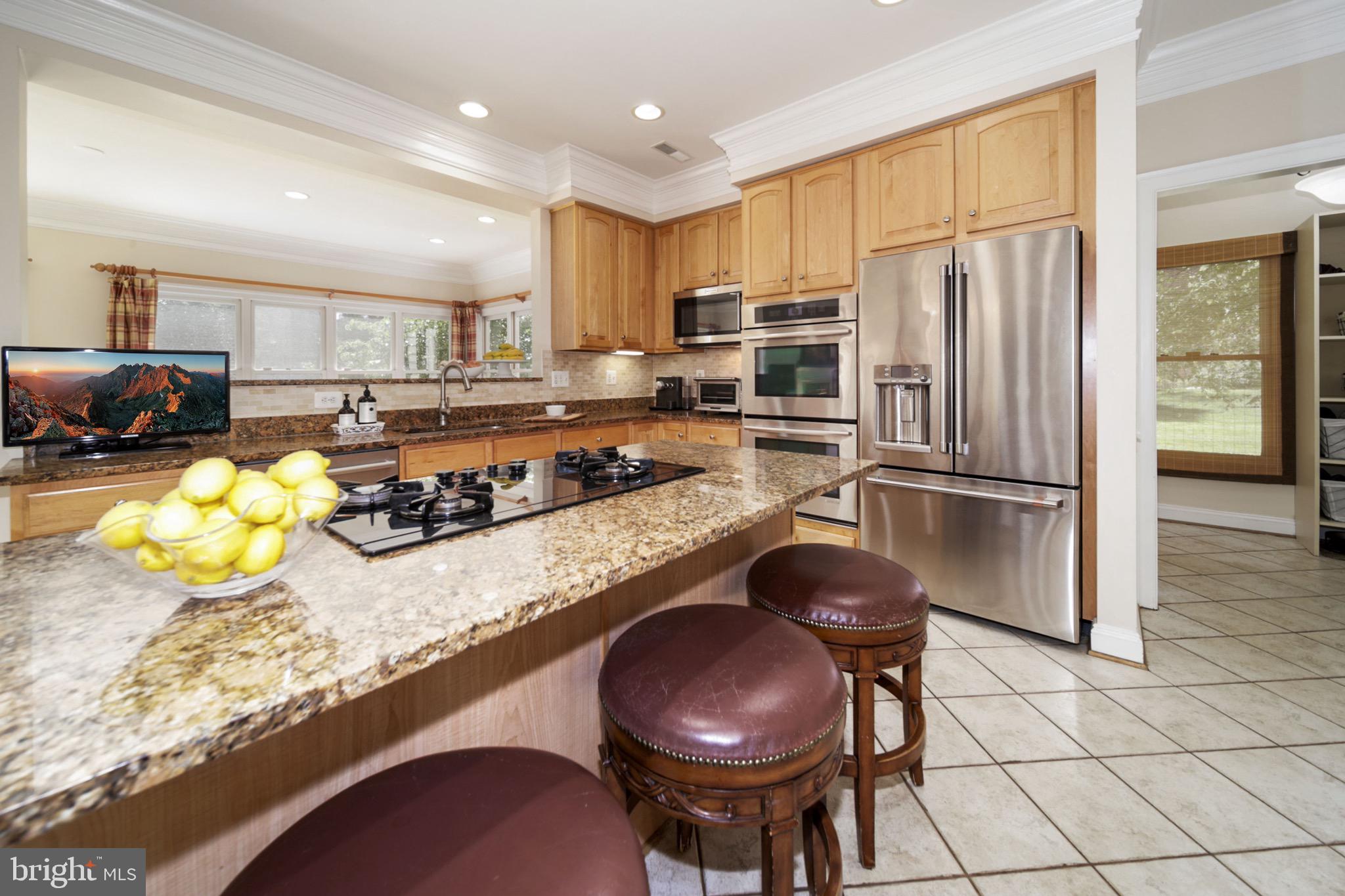 11501 Ridge Mist Terrace Potomac, MD 20854 - Photo 19 of 56 Kitchen