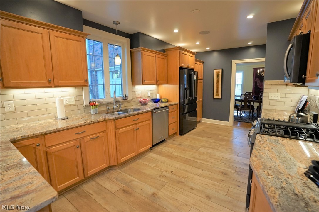 3695 Sutherland Road Shaker Heights, OH 44122 - Photo 13 of 32 Gallery Image 13