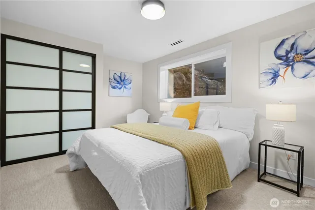 $1,925,000 | 62 165th Avenue Southeast, Bellevue, WA 98008