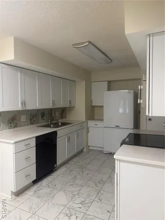 $2,500 | 11752 Russet Meadow Drive, St. Louis, MO 63146