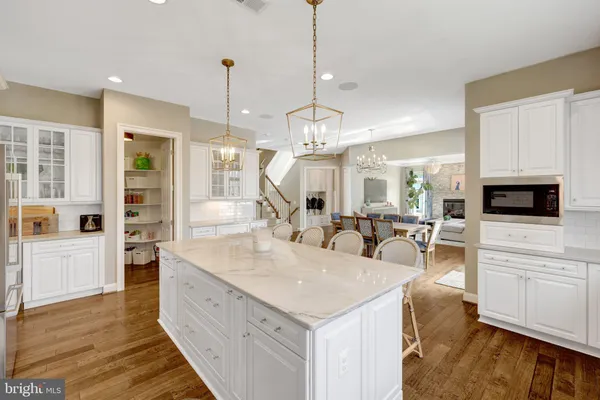 $2,550,000 | 9115 Tetterton Avenue, Vienna, VA 22182