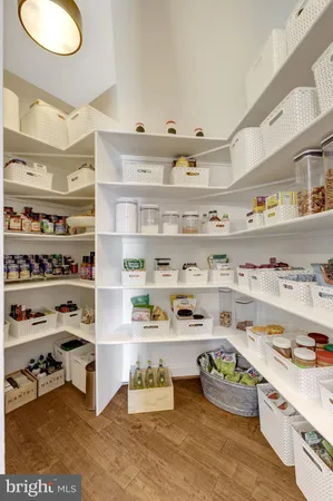 $2,550,000 | 9115 Tetterton Avenue, Vienna, VA 22182