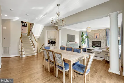 $2,550,000 | 9115 Tetterton Avenue, Vienna, VA 22182