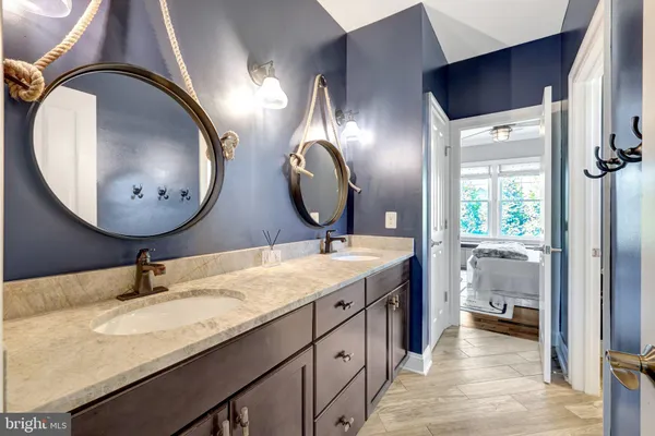 $2,550,000 | 9115 Tetterton Avenue, Vienna, VA 22182