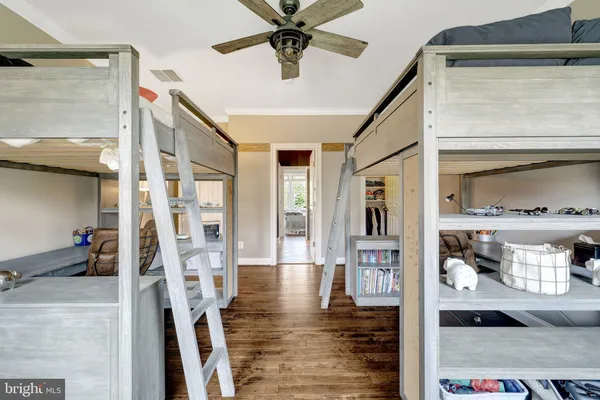 $2,550,000 | 9115 Tetterton Avenue, Vienna, VA 22182