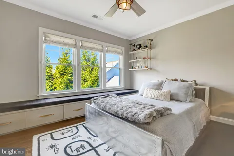 $2,550,000 | 9115 Tetterton Avenue, Vienna, VA 22182